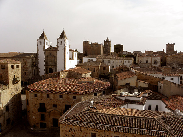 MI QUERIDA ESPAÑA: “Por tierras de Extremadura” 28. …Una ciudad se funde en el tiempo… #EXPLORE