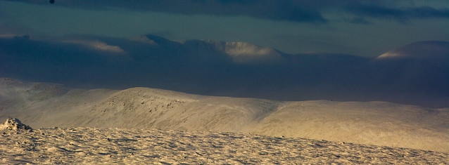Cairn Toul, Braeriach appearing