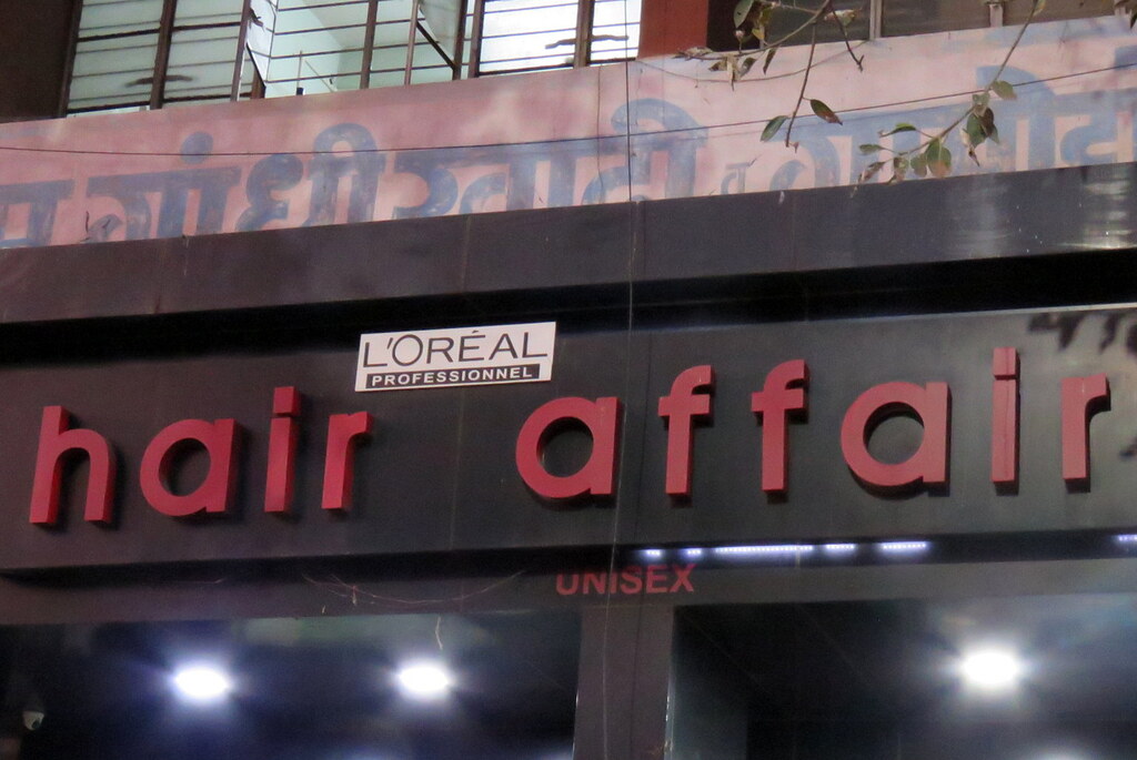 IMG_0084 | Hair affair, signs, humour, Solapur, 090122 | Deepa Mohan |  Flickr