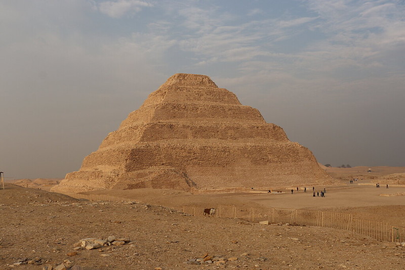 Visitar la Pirámide escalonada de Saqqara