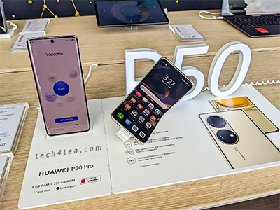 Huawei Singapore launched the P50 Pro and P50 Pocket at the National Gallery in Singapore.