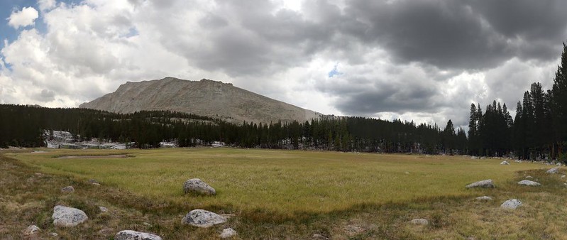 Panorama view over Upper Crabtree Meadow from the Crabtree Lakes Trail