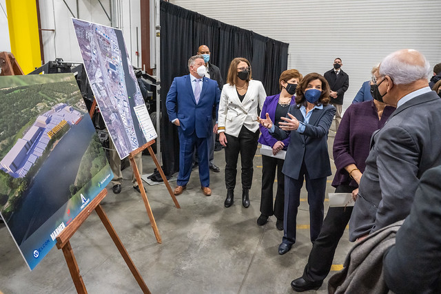 Governor Hochul Announces Key Offshore Wind Milestone as Contracts for Empire Wind 2 and Beacon Wind Projects are Finalized
