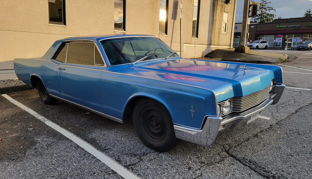1966 Lincoln Continental coupe