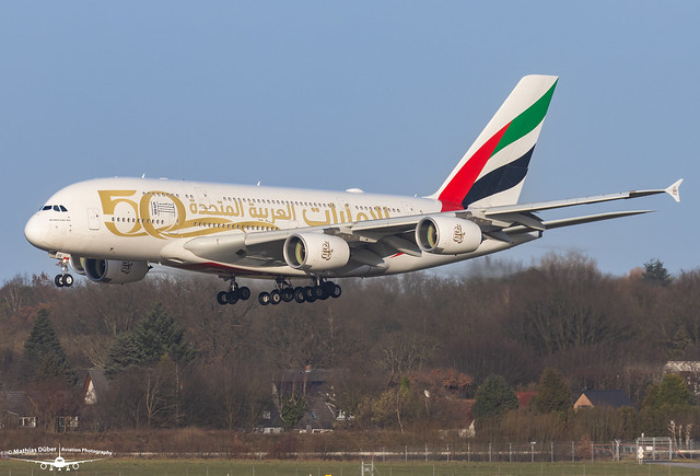 A6-EOE EMIRATES AIRBUS A380-861