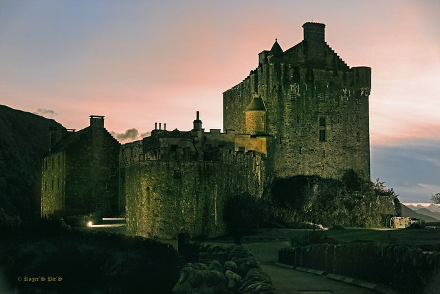 Eilean Donan Castle at Twlight