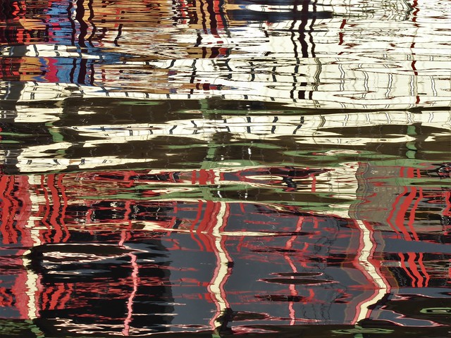 Reflections, Canary Wharf, London