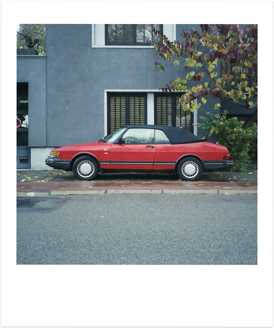 Red Saab Convertible. (35mm) | Fujifilm Fujicolor C200.