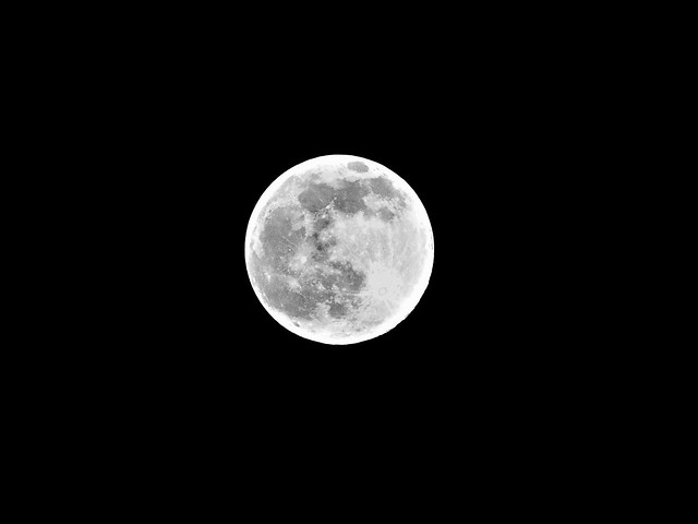 Wolf moon Monday 17 January 2022