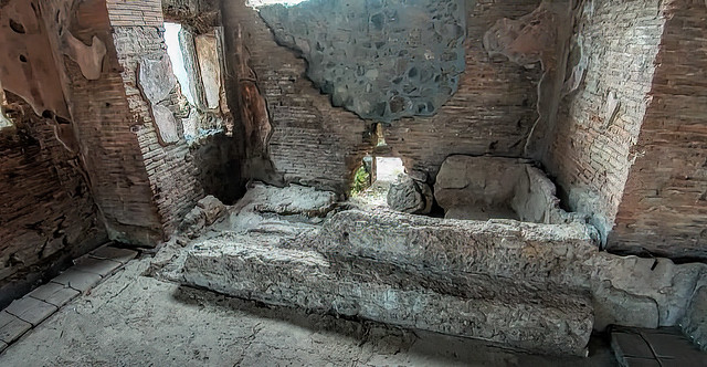 Caldarium pool in the thermal complex of the Praedia of Giulia Felice excavated in 1754
