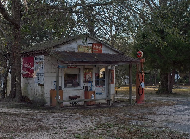Old country gas station