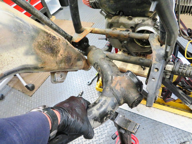 Removing Swing Arm From The Frame
