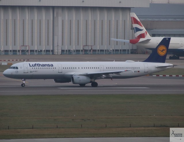 Lufthansa A321-231 D-AISC at LHR/EGLL