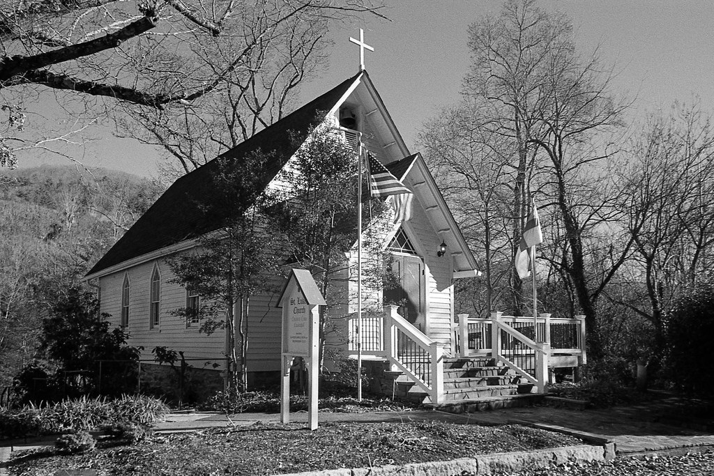 St. Lukes Episcopal Church - Built 1945