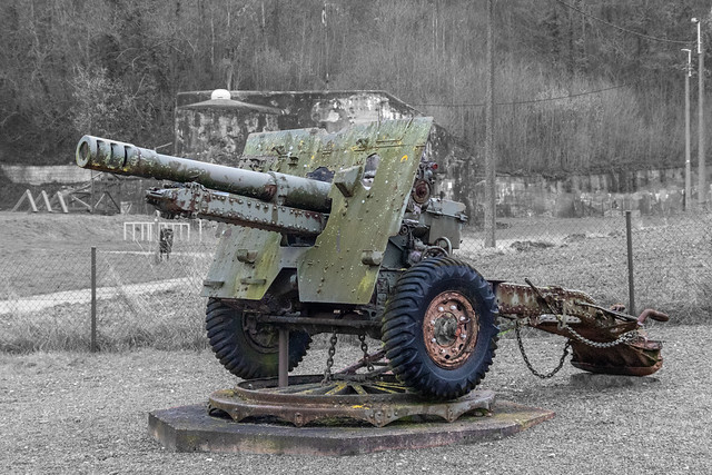 MÉMORIAL 20.A | Mémorial du Régiment d'Artillerie des Chasseurs Ardennais Défence Canal Albert