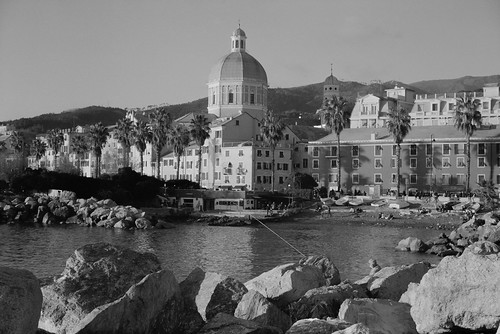 Genova - Pegli coast (35mm Kodak T Max 100 in FX 39)