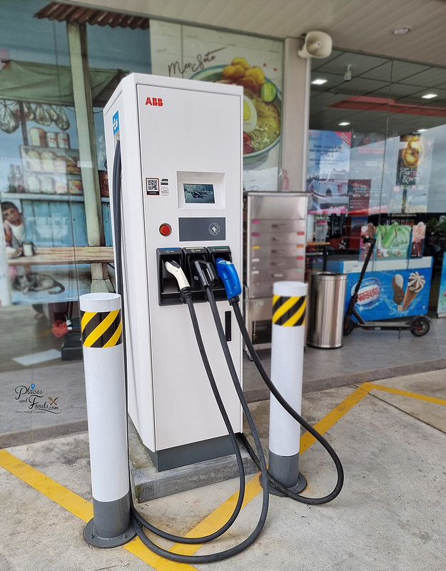 skudai r&r caltex station EV charging station