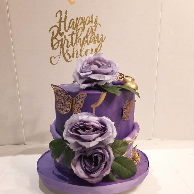 Cake by Unique Cakes n Pastries