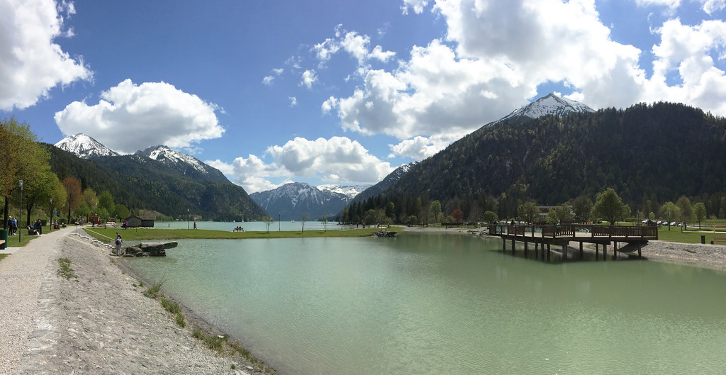 embarcadero o muelle de Achenkirch Lago Achen Achensee Valle de Ziller Zillertal Tirol Austria 04