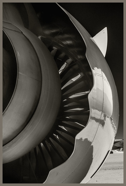 Pima A&S #2 IR 2022; Boeing 787 Dreamliner Engine Pod