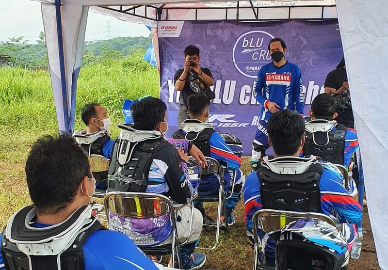 Yamaha Perkenalkan bLU cRU di Jawa Tengah