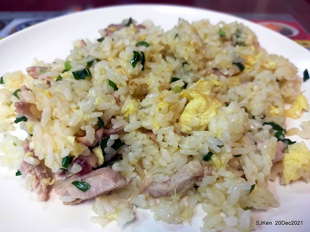 「鼎工坊」(Chinese fried rice , noodle & vegetable soup store), Taipei, Taiwan, SJKen, Dec 20,2021.