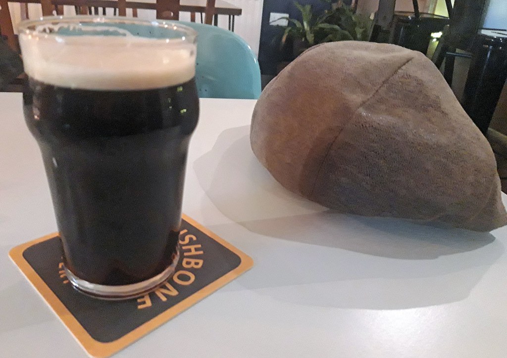 Black Porter (6.0%) by Wishbone Brewery