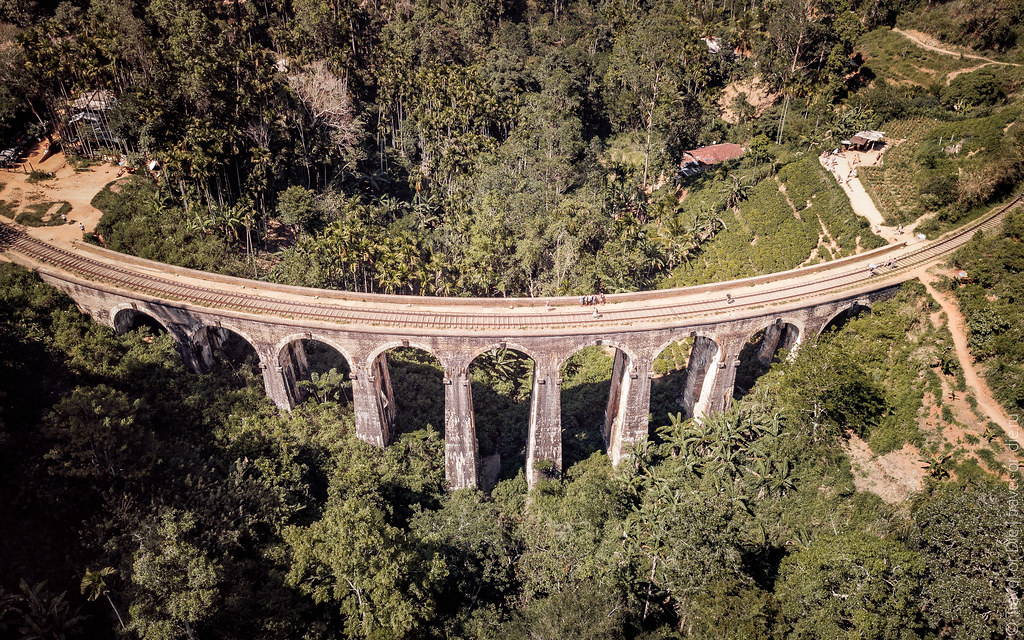 Nine-Arches-Bridge-Demodara-Sri-Lanka-mavic-0384