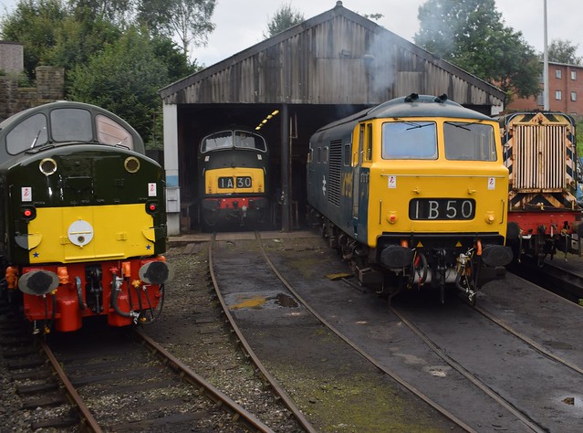 Class 40 D213 ANDANIA, Warship D832 ONSLAUGHT and Hymek D7076 at Castlecroft, Bury, along with an unidentified Class 08.