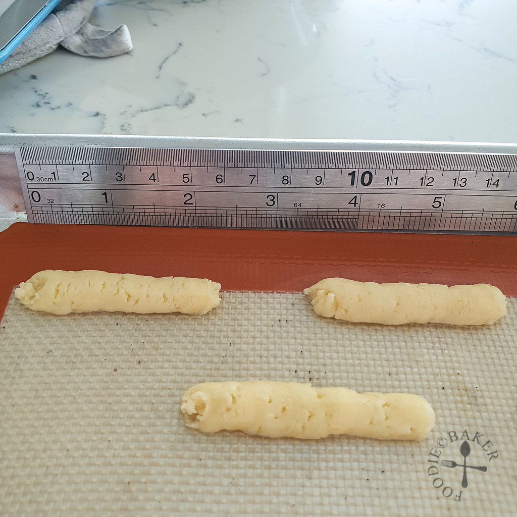 Cheddar Cheese Sticks-06 measure