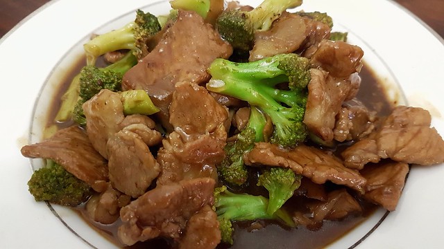 Sliced Pork with Broccoli.. great with a bowl of rice !