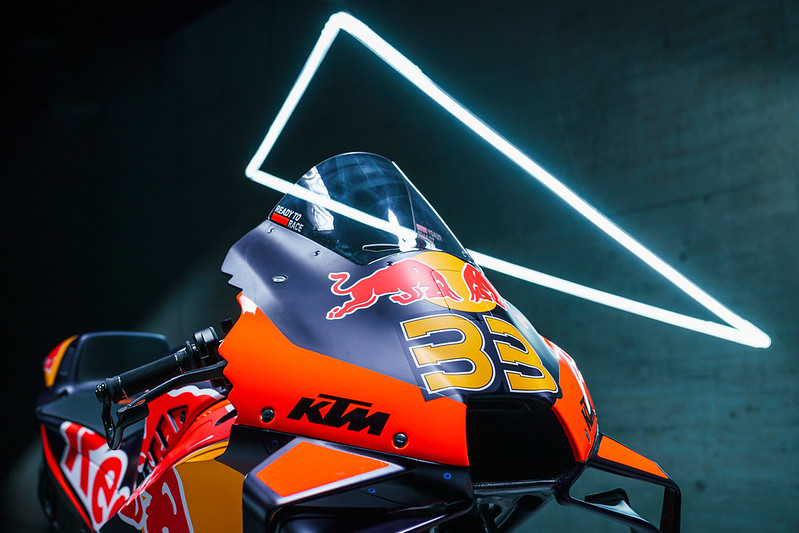 427241_Red Bull KTM RC16_33_Binder_01_MotoGP Team Presentation 2022 _19_