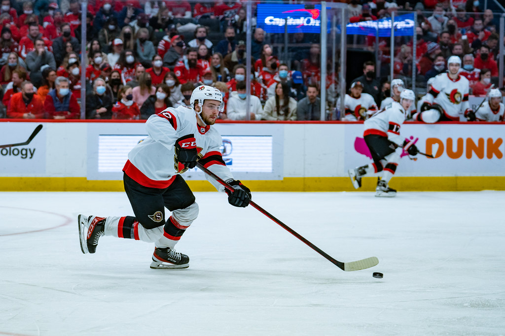 ABJ01101 | An Ottawa Senators player skates with the puck ag… | Flickr