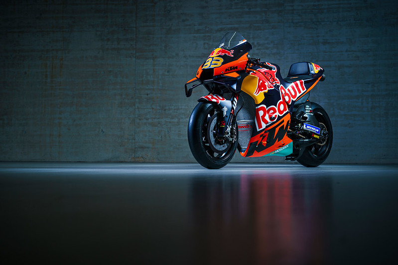 427253_Red Bull KTM RC16_33_Binder_02_MotoGP Team Presentation 2022 _11_