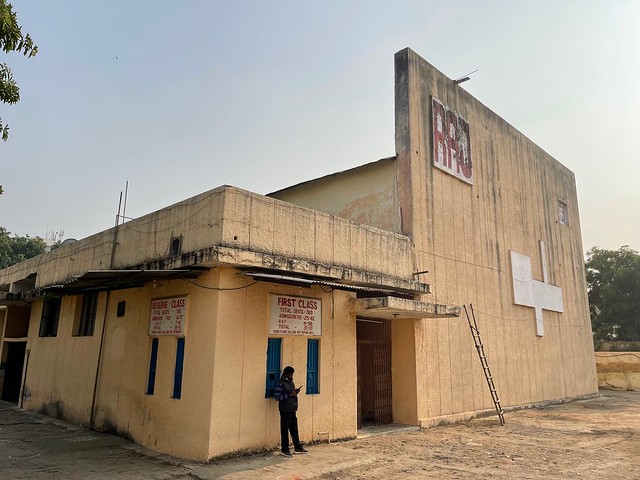 Mission Delhi - Vinod Das, Raj Cinema
