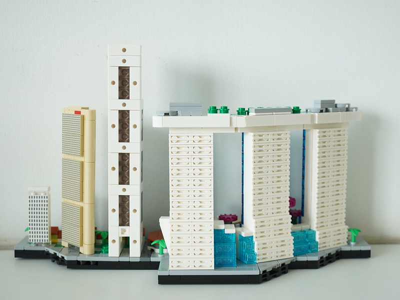 LEGO Architecture Singapore 21057 - Back