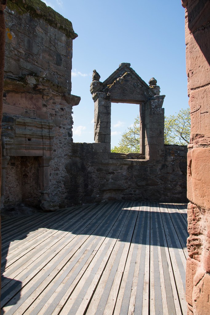 Huntly Castle 22 | Huntly Castle is a ruined castle north of… | Flickr