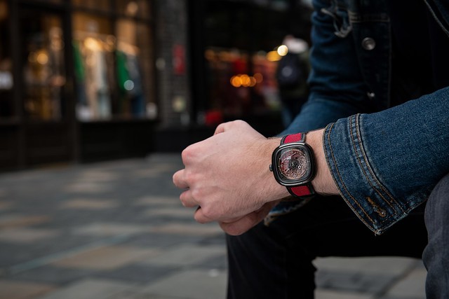 SEVENFRIDAY_T305_Red_Tiger_Lifestyle Shots_1