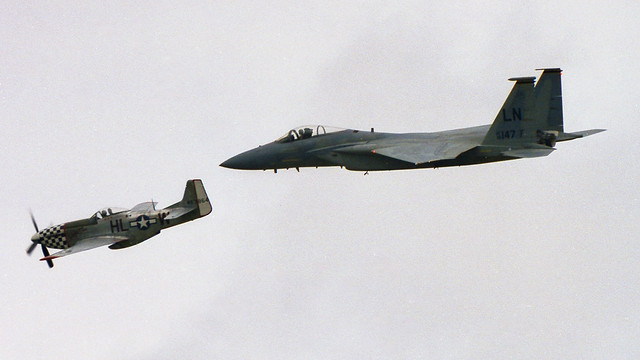 N251L and 86-0147 Fairford 2004