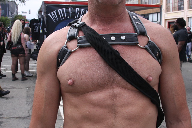 MANLY MASCULINE MUSCLE MAN ! ~ FOLSOM STREET FAIR 2021 ! ~ photographed by ADDA DADA ! (safe photo)