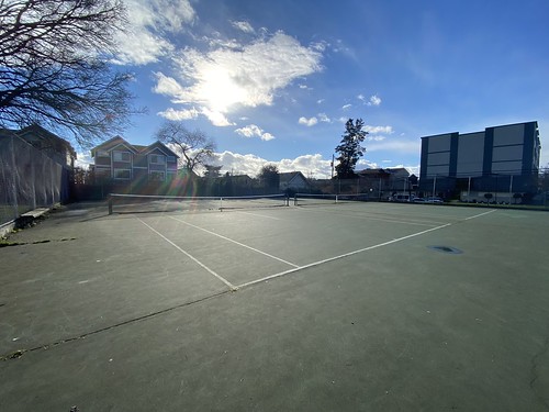 Gilman Park Tennis Courts