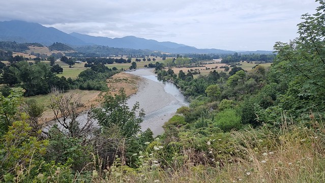 Tākaka River