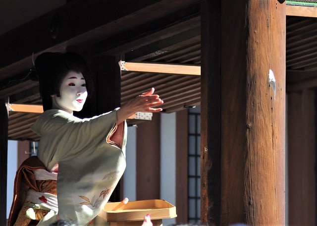 Geisha Throws Beans for Setsubun in Kyoto