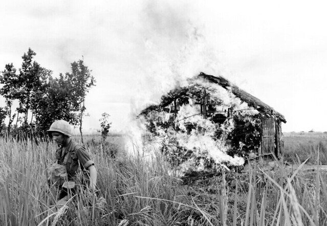 Viietnam War 1966 - Photo by Peter Arnett