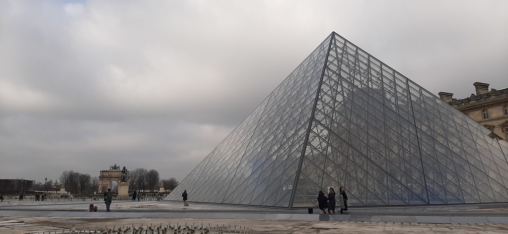Louvre, Paris, 28 enero 2022