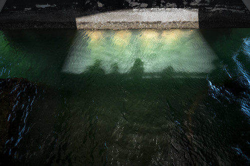 USS Arizona Memorial, Pearl Harbor | by vhines200