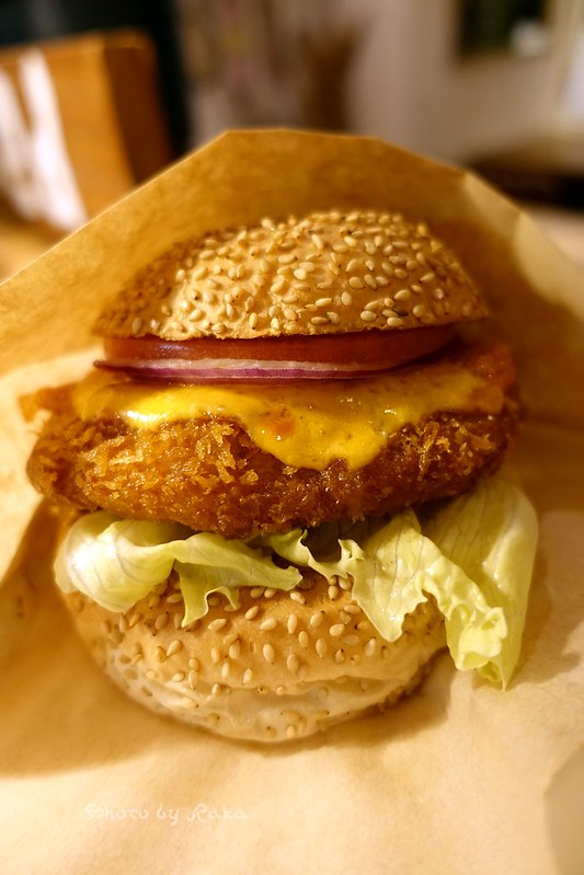 Photo:2020-12-06_ハンバーガーログブック_ 本気のエビカツを朝からガッツリ【牧志】Burger Time_01 By:Taka Logbook