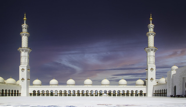 The Sheikh Zayed Grand Mosque - جَامِع ٱلشَّيْخ زَايِد ٱلْكَبِيْر‎,  - Abu Dhabi -