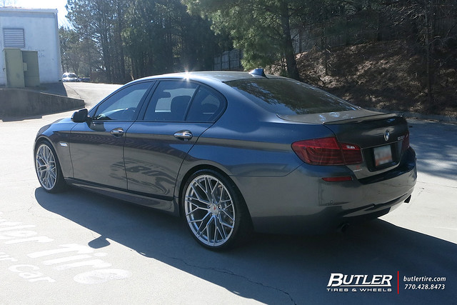 BMW 550i with 21in Avant Garde M520R Wheels and Michelin Pilot Sport 4S Tires