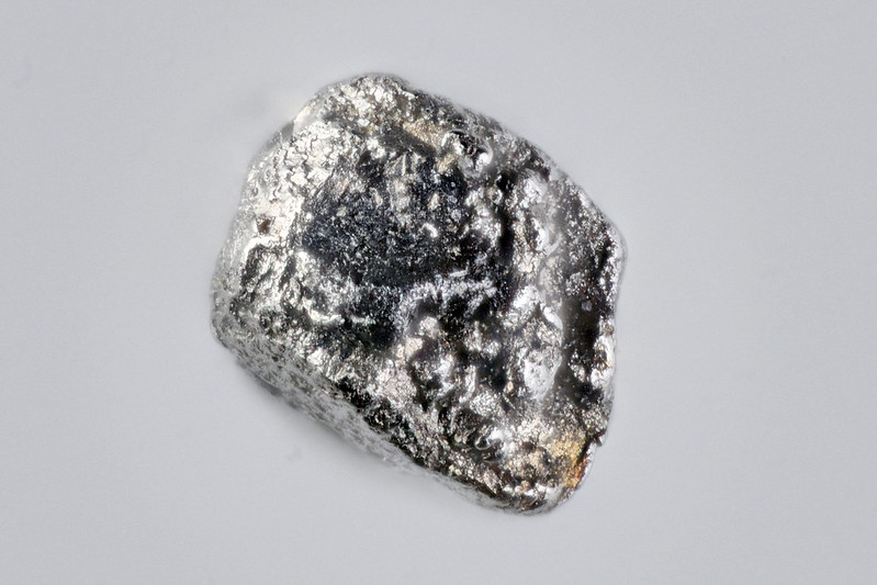 フェロトリーウェイゼル鉱 / Ferrotorryweiserite